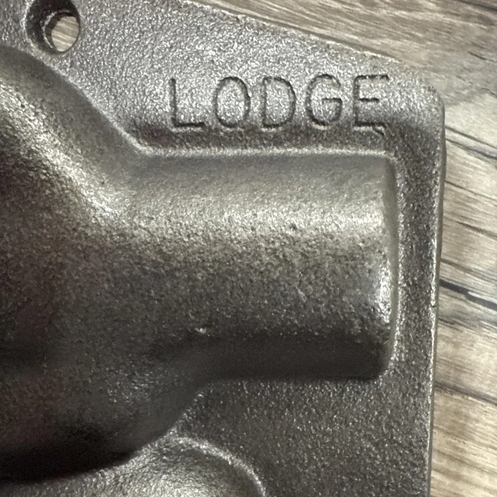 VINTAGE LODGE CACTUS CAST IRON MOLD PAN 5CP2 Seasoned
